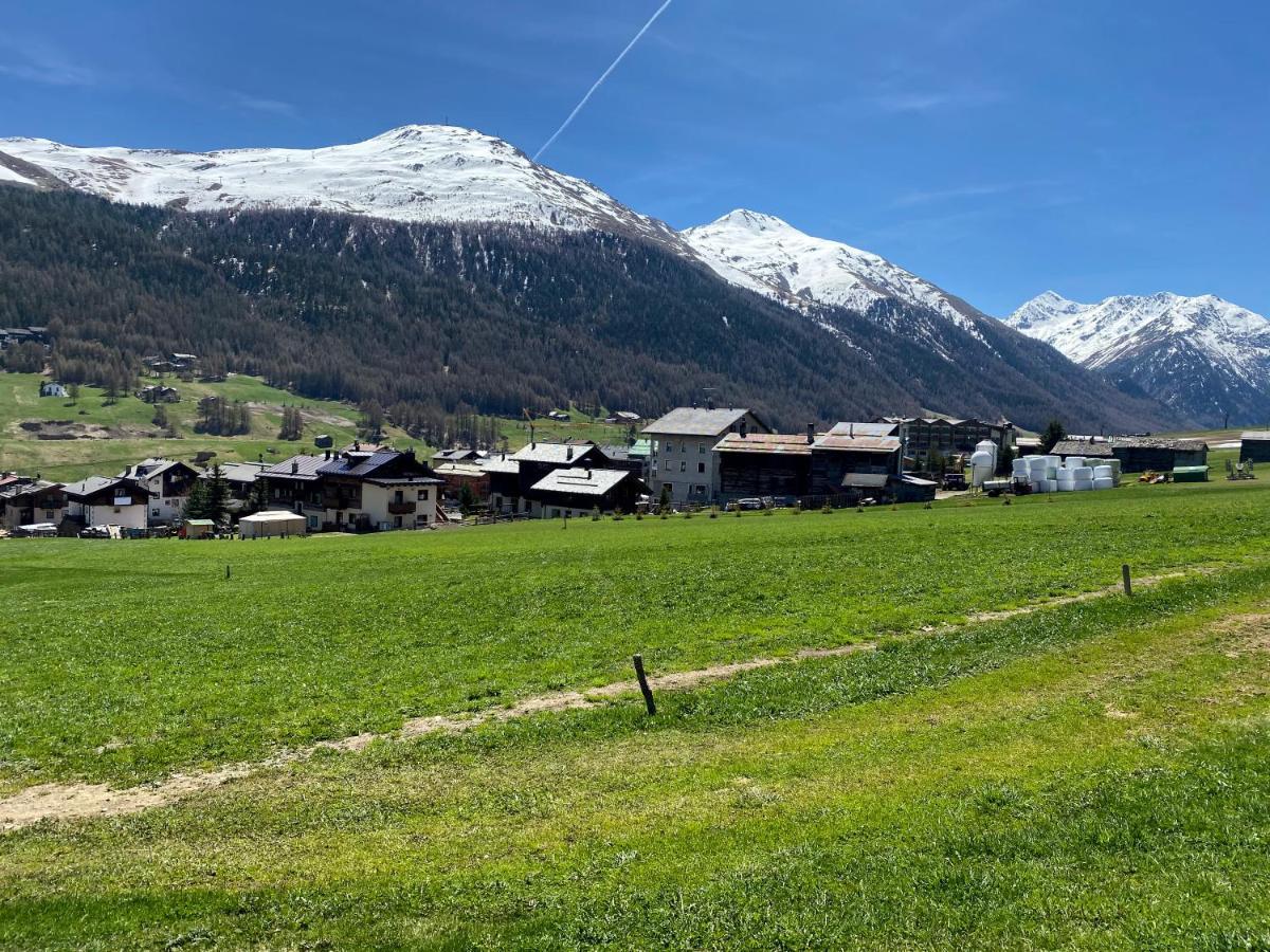 Mountain Chalet Milly Livigno Exterior foto