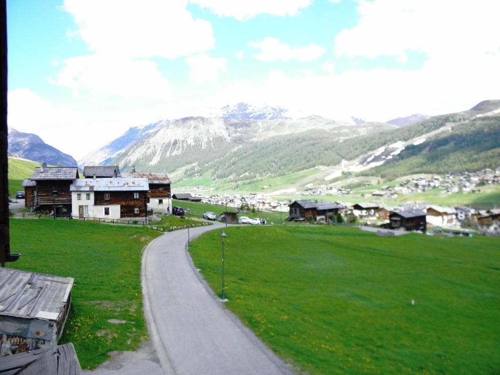 Mountain Chalet Milly Livigno Exterior foto