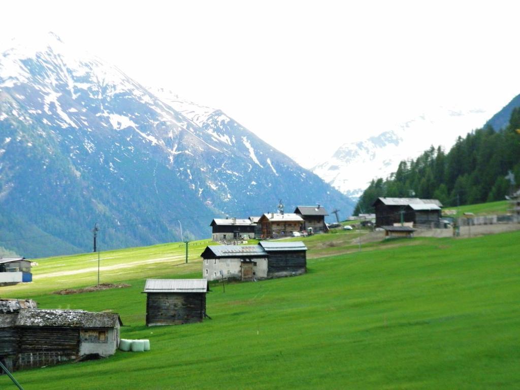 Mountain Chalet Milly Livigno Quarto foto