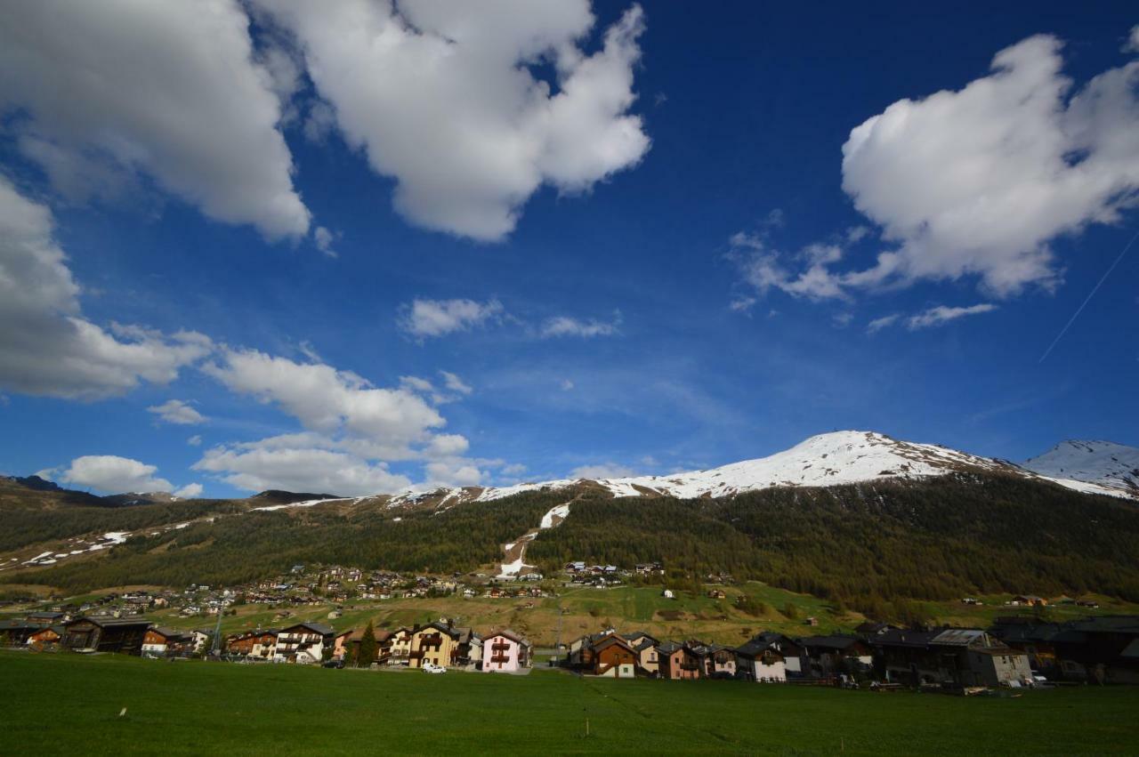 Mountain Chalet Milly Livigno Exterior foto